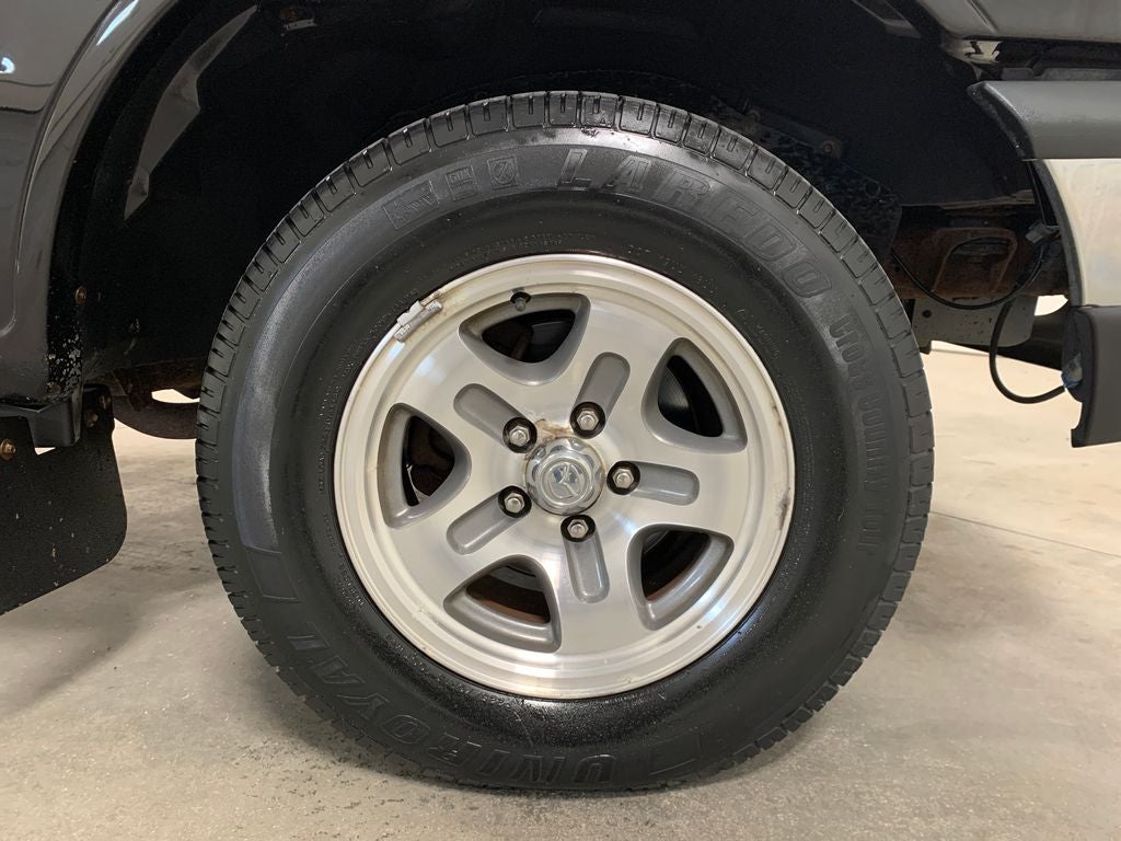 2004 Mazda Mazda B3000 SE