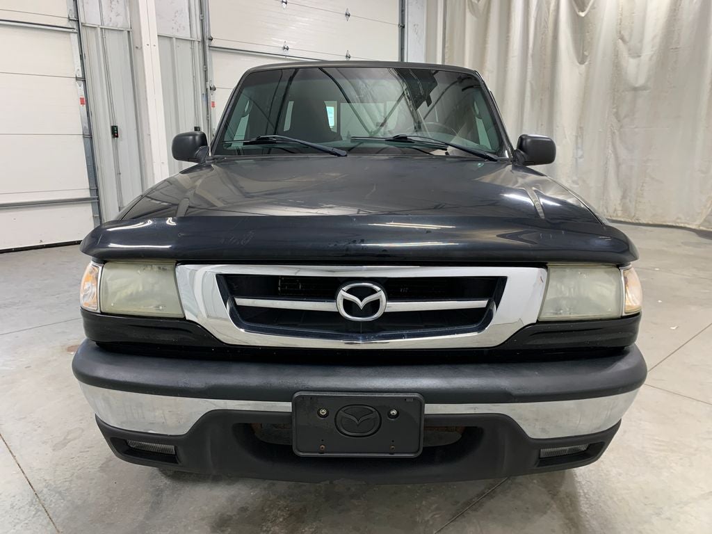 2004 Mazda Mazda B3000 SE