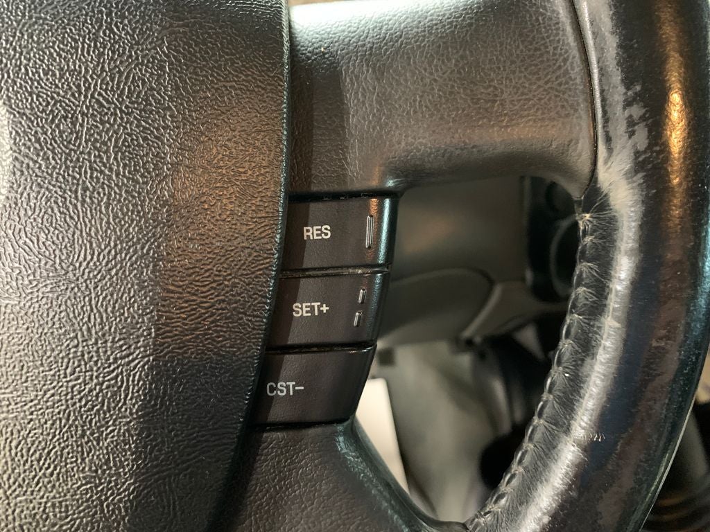 2004 Mazda Mazda B3000 SE