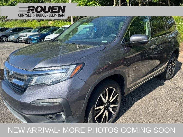 2022 Honda Pilot Touring-7 AWD's photo