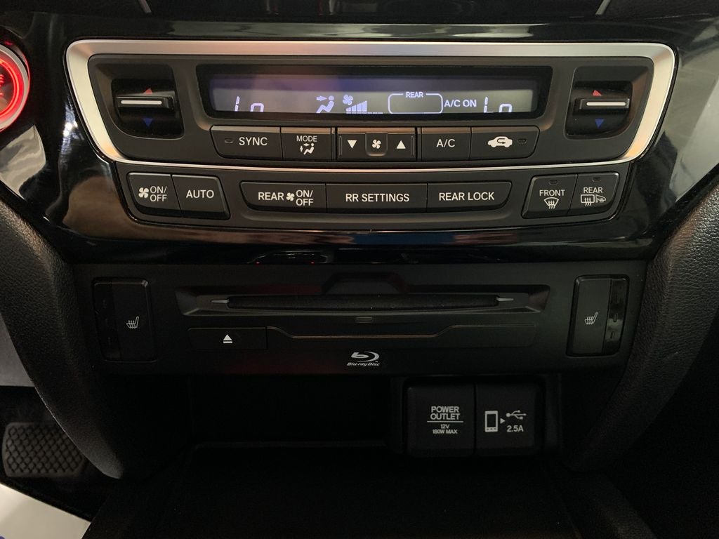 2022 Honda Pilot Touring 7 Passenger