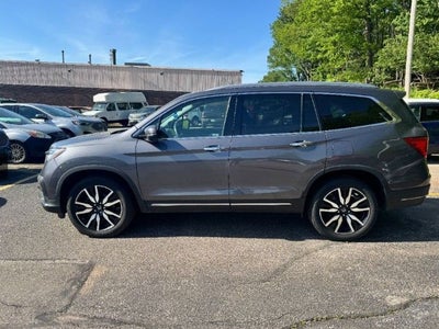 2022 Honda Pilot Touring 7 Passenger
