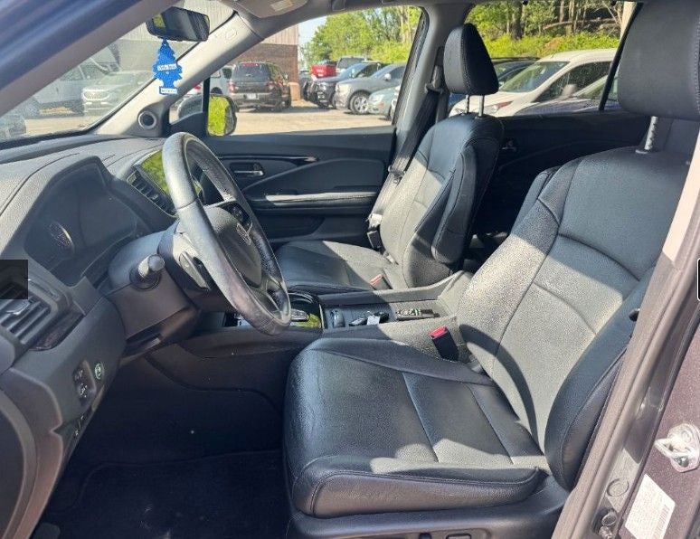 2022 Honda Pilot Touring 7 Passenger
