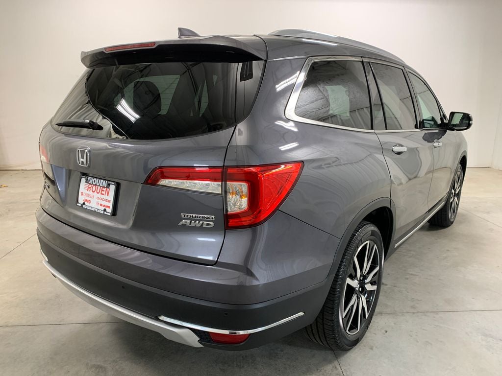 2022 Honda Pilot Touring 7 Passenger