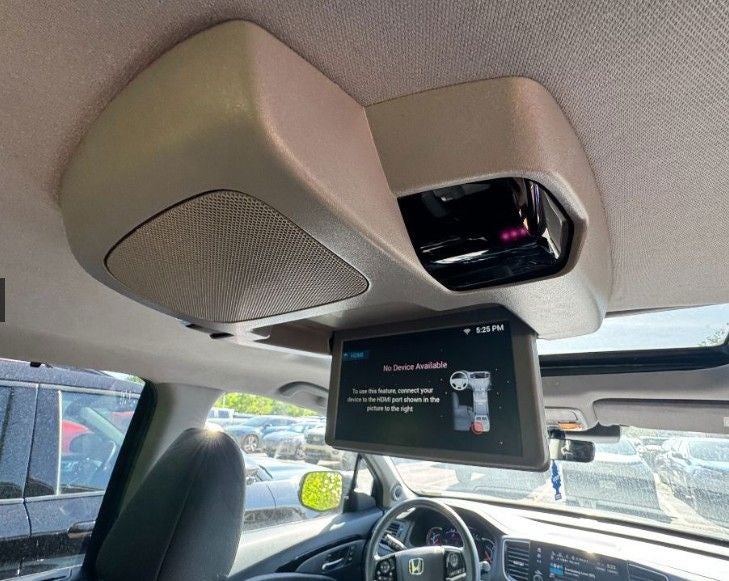 2022 Honda Pilot Touring 7 Passenger