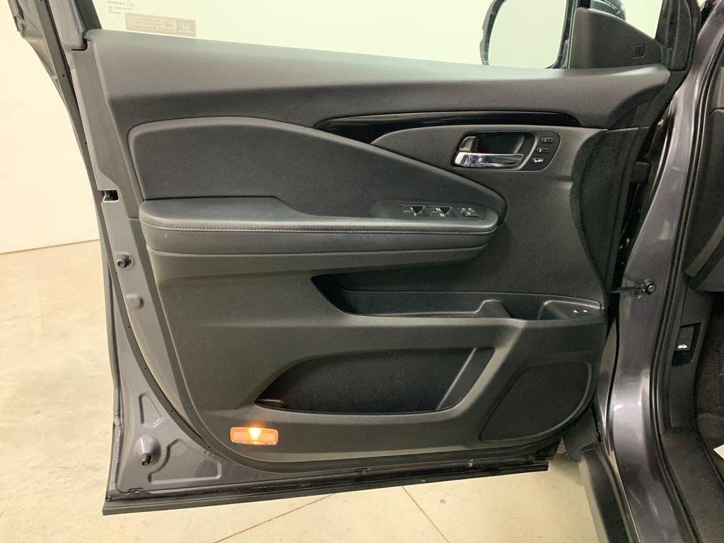 2022 Honda Pilot Touring 7 Passenger