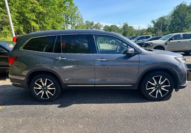 2022 Honda Pilot Touring 7 Passenger