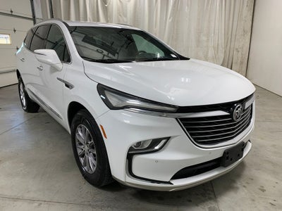 2022 Buick Enclave Essence