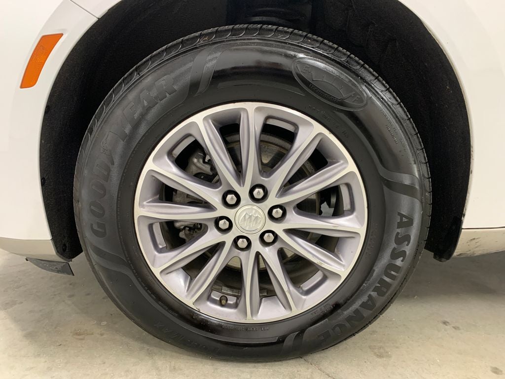 2022 Buick Enclave Essence