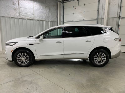 2022 Buick Enclave Essence