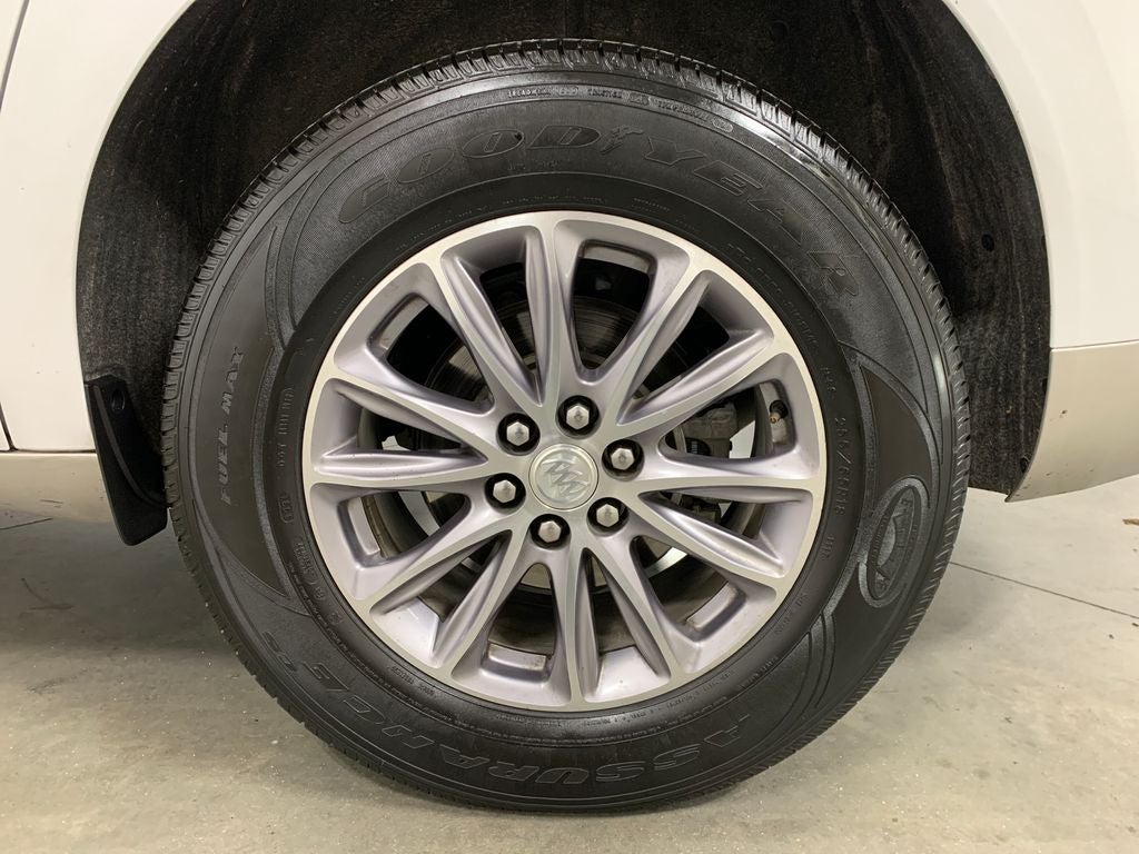 2022 Buick Enclave Essence