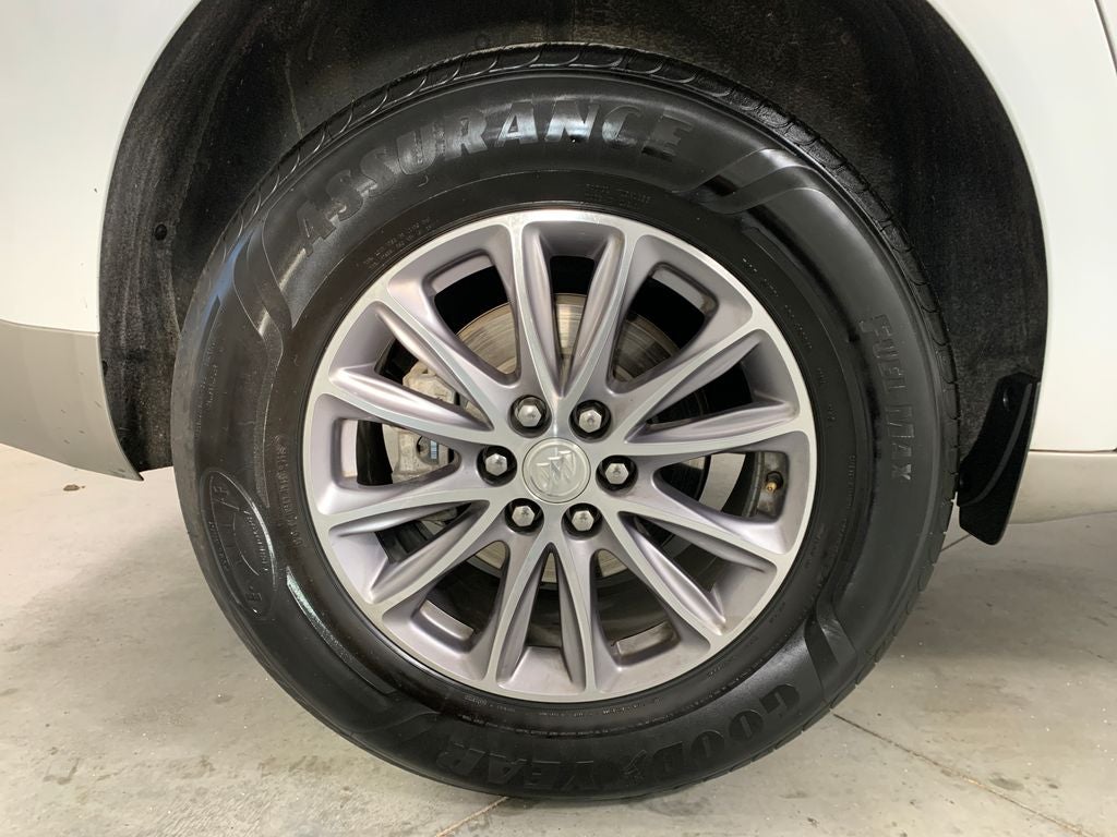 2022 Buick Enclave Essence