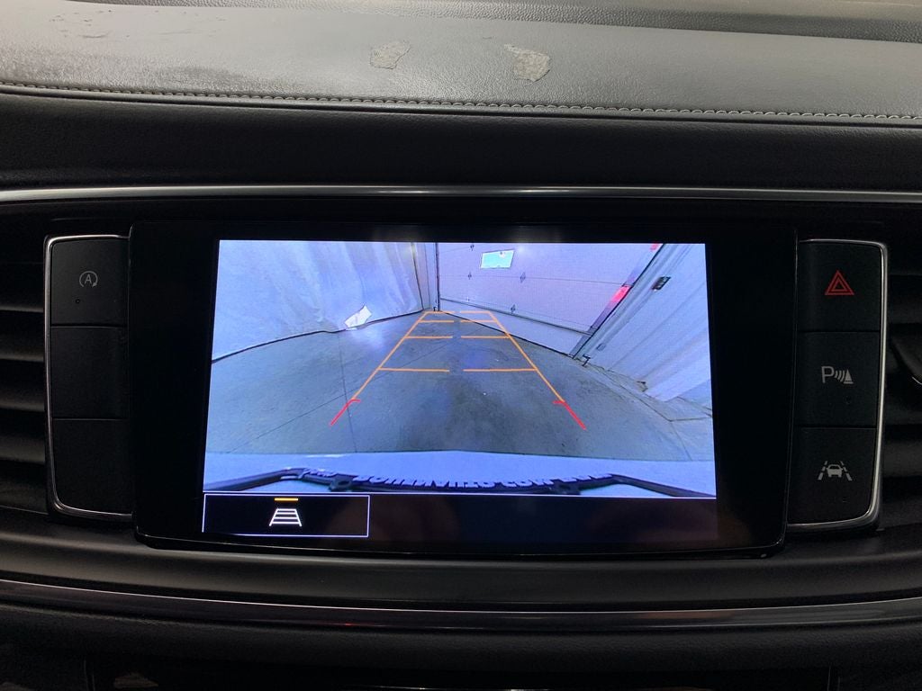 2022 Buick Enclave Essence