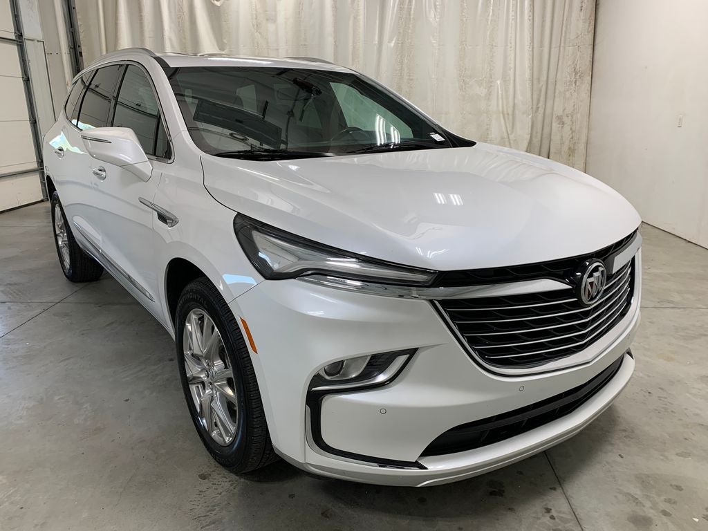 2024 Buick Enclave Essence