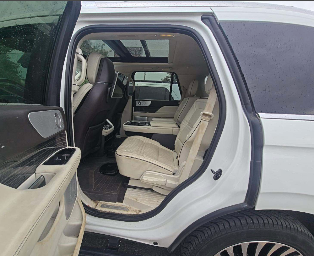 2020 Lincoln Navigator Black Label