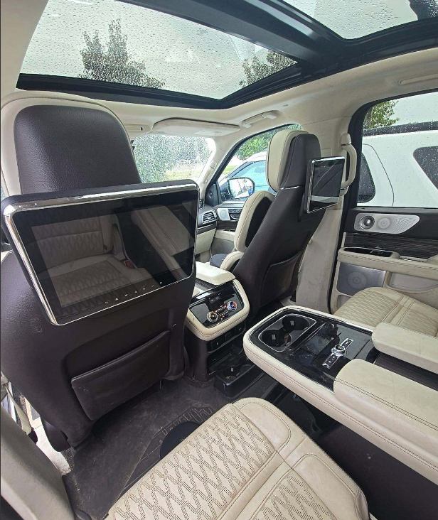 2020 Lincoln Navigator Black Label