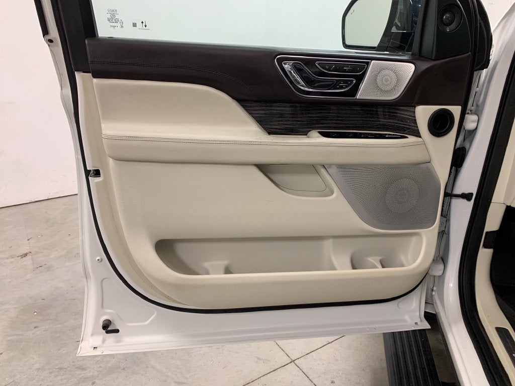 2020 Lincoln Navigator Black Label