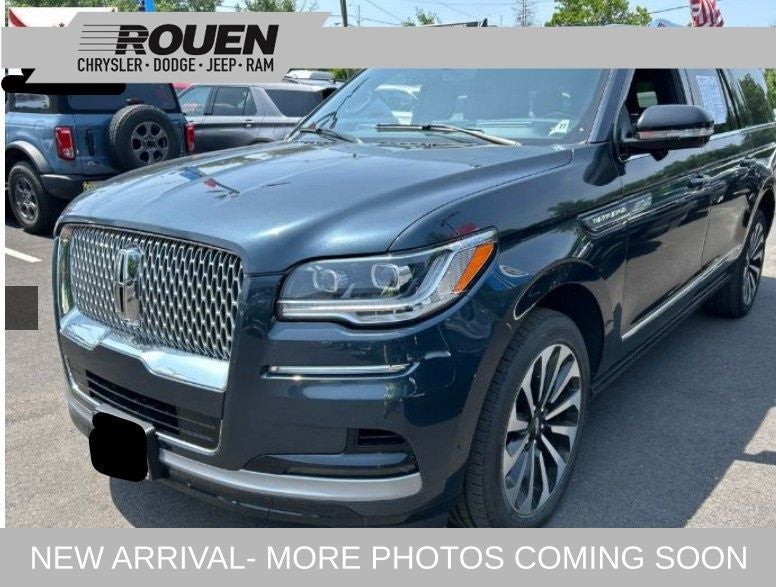2022 Lincoln Navigator L Reserve