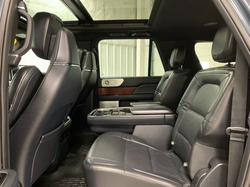 2022 Lincoln Navigator L Reserve