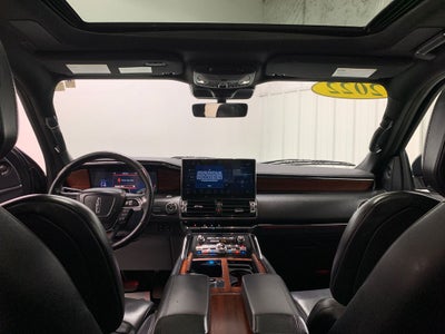 2022 Lincoln Navigator L Reserve