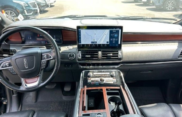 2022 Lincoln Navigator L Reserve