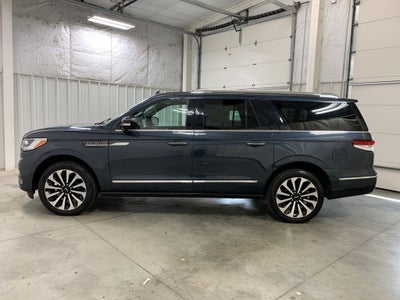 2022 Lincoln Navigator L Reserve