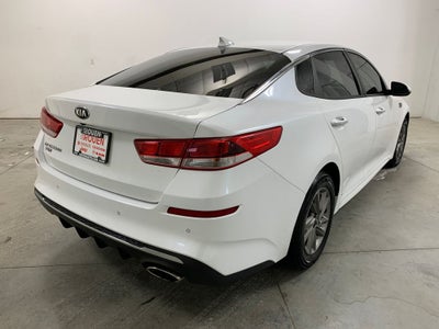 2020 Kia Optima LX