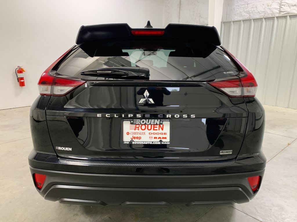 2022 Mitsubishi Eclipse Cross LE