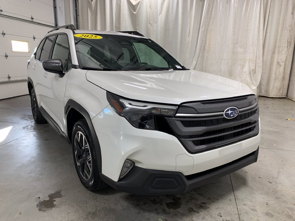 2025 Subaru Forester Premium