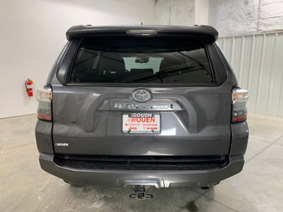 2022 Toyota 4Runner SR5