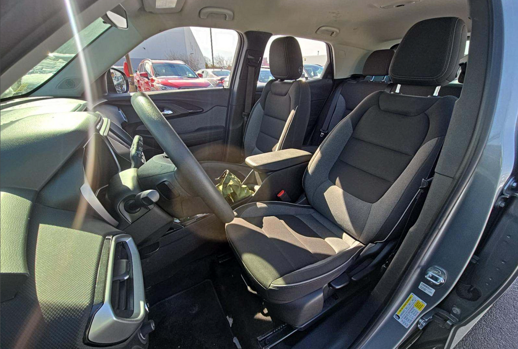 2023 Chevrolet TrailBlazer LS