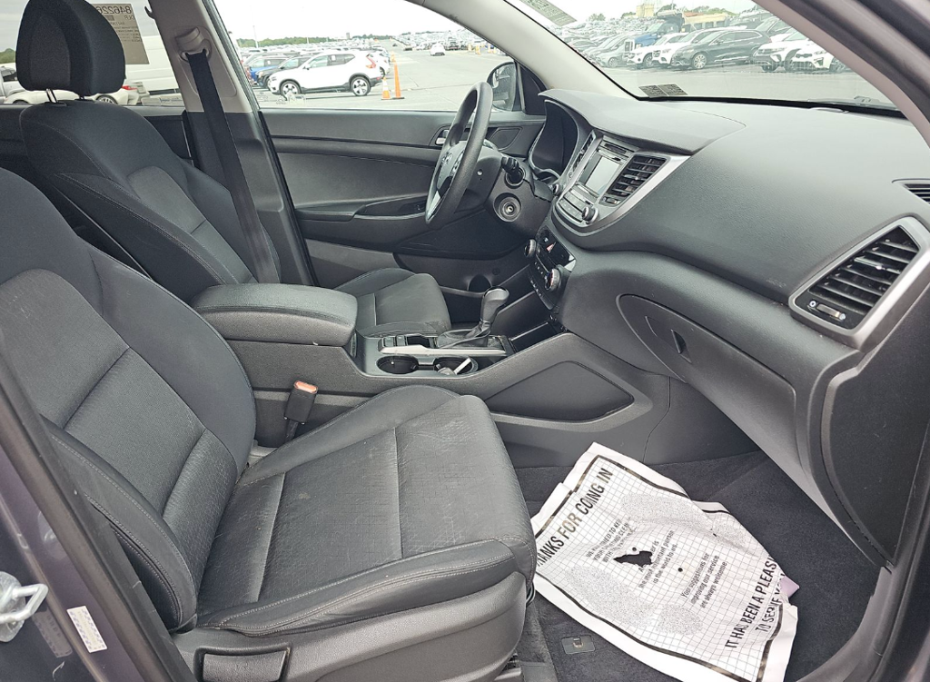 2016 Hyundai Tucson SE