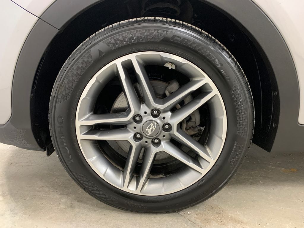 2017 Hyundai Santa Fe SE Ultimate